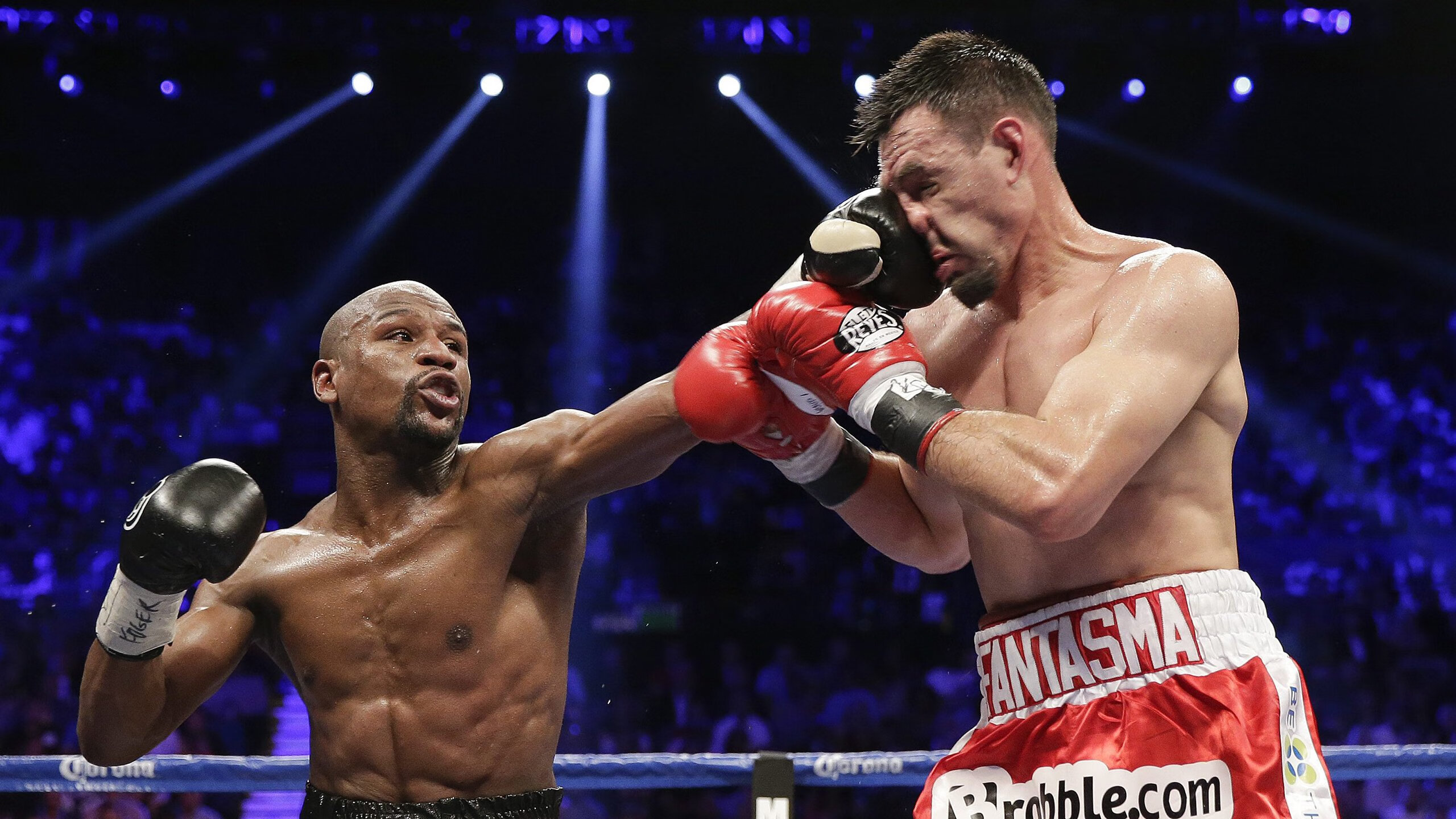 开云体育官网在线-西甲裁判引导语变化对球队心理博弈的间接影响探讨，西甲裁判工资